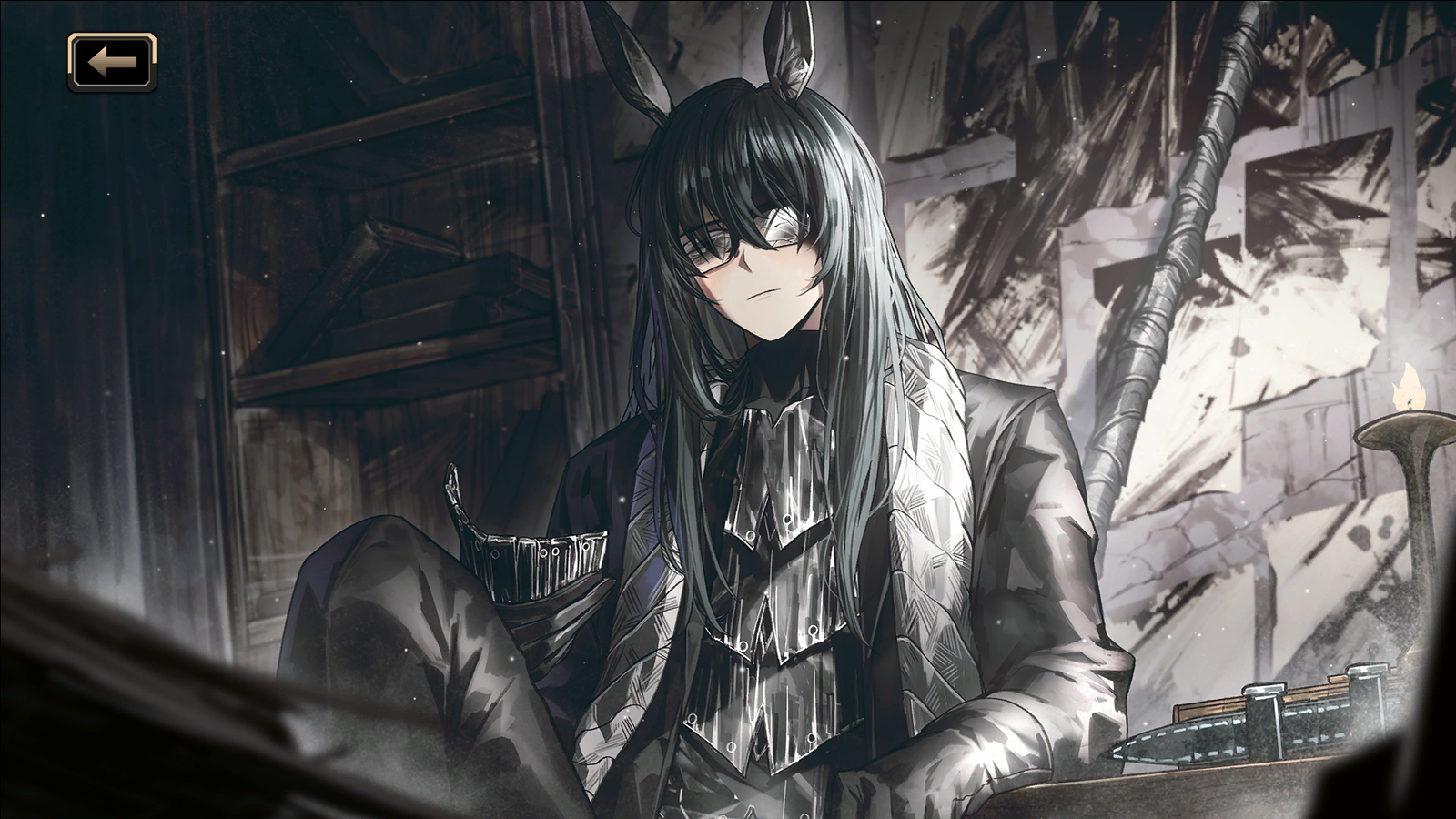 Heishou Pack Yi Sang resting in a dilapidated room.