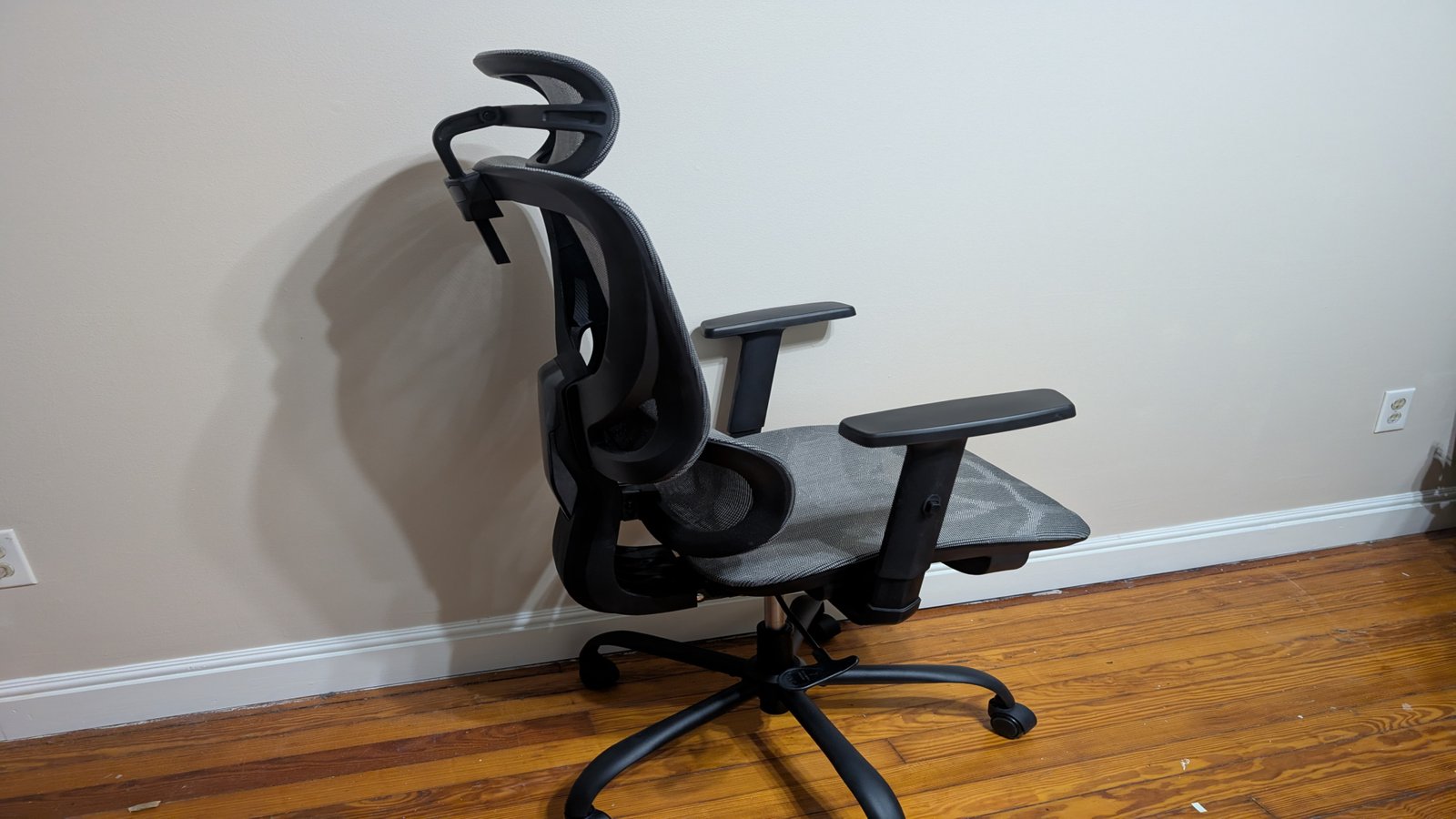ErgoPlus Office Chair Side View