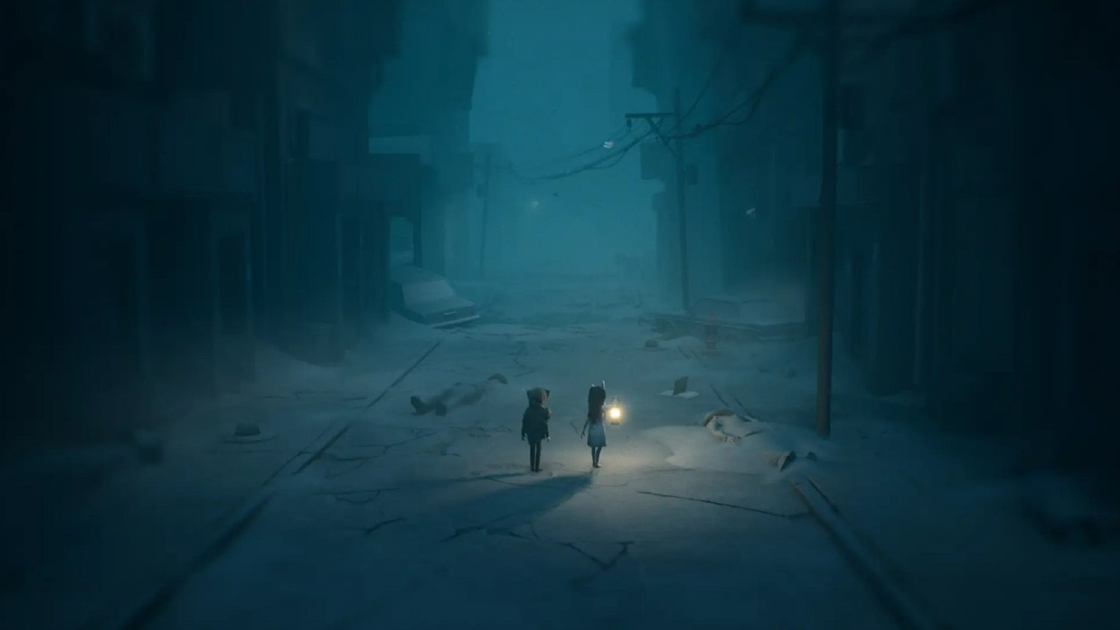 Two children in a dark, foggy street in Reanimal.