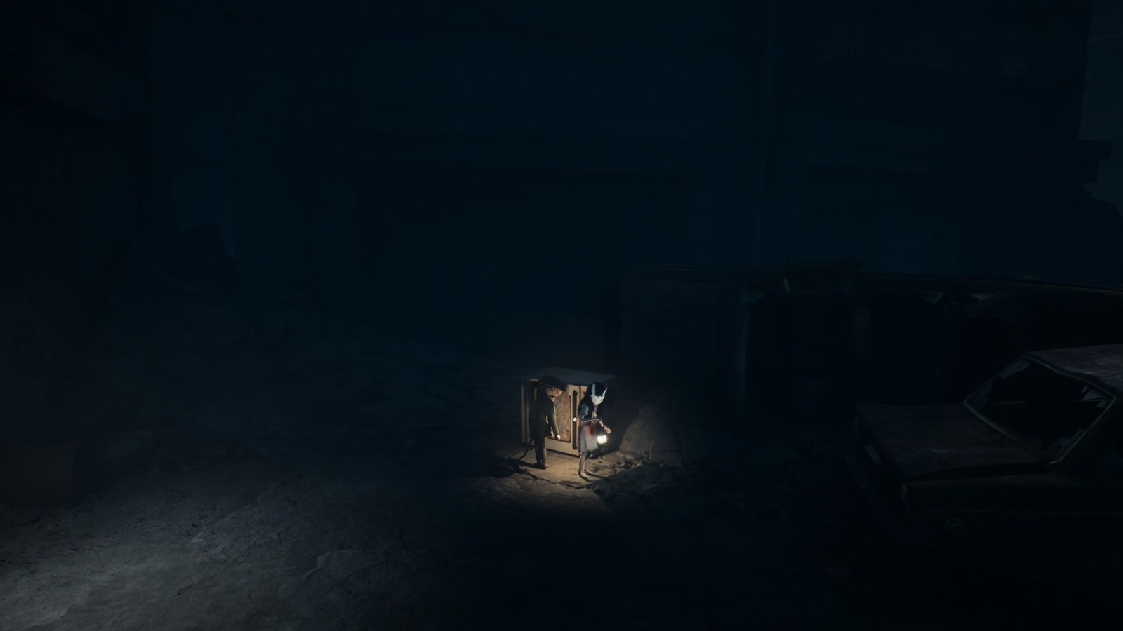 Critter hiding in a oven in Reanimal