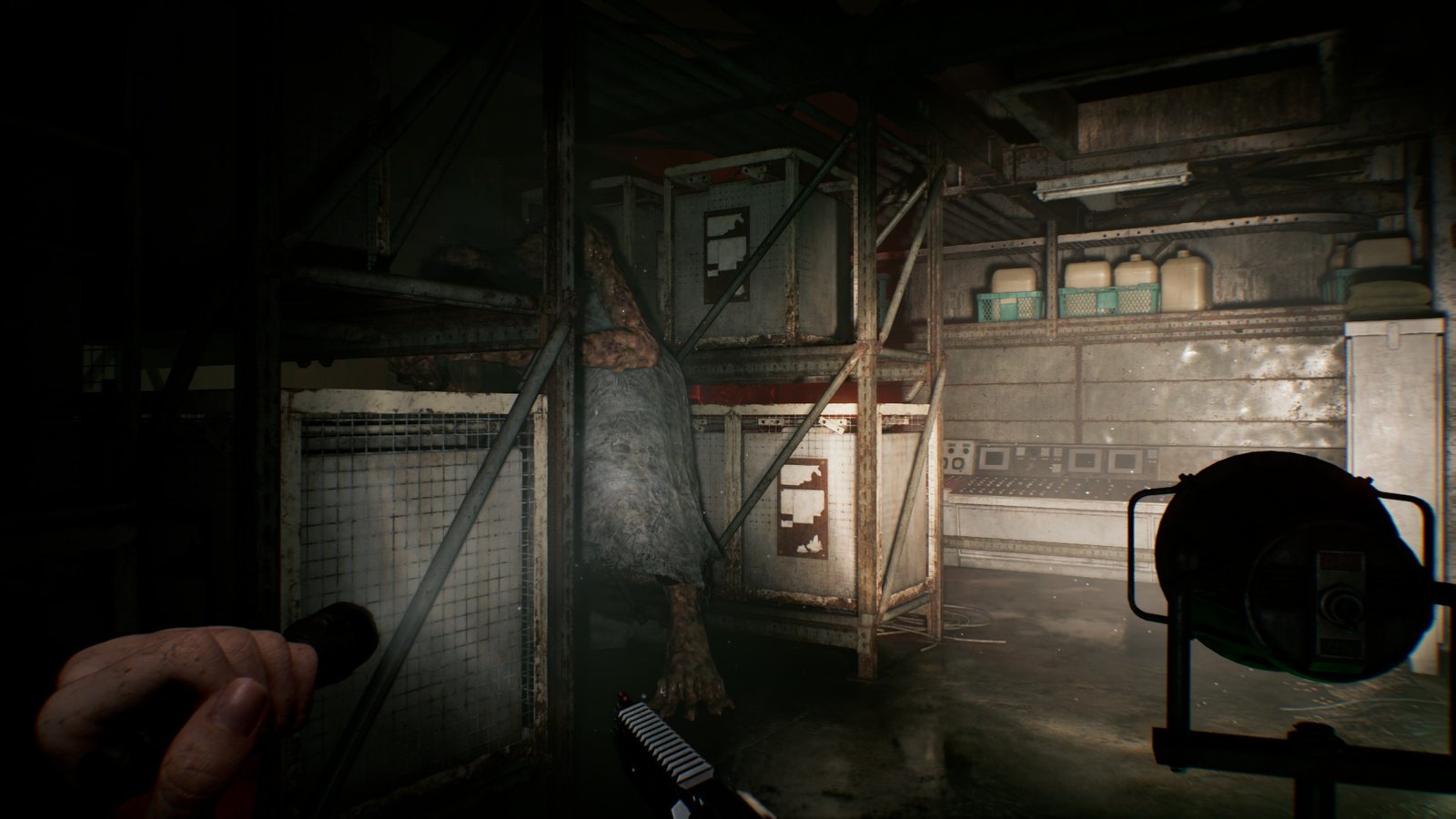 Grace shines light at a monster in RE9