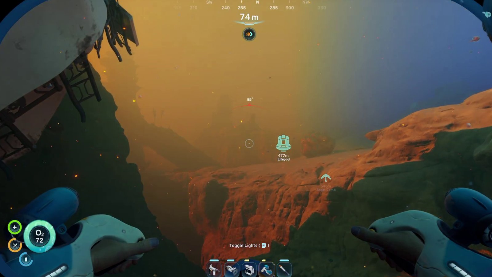 Subnautica 2 Endurance Biobed Cicada Wreck (Empty Hold) 2