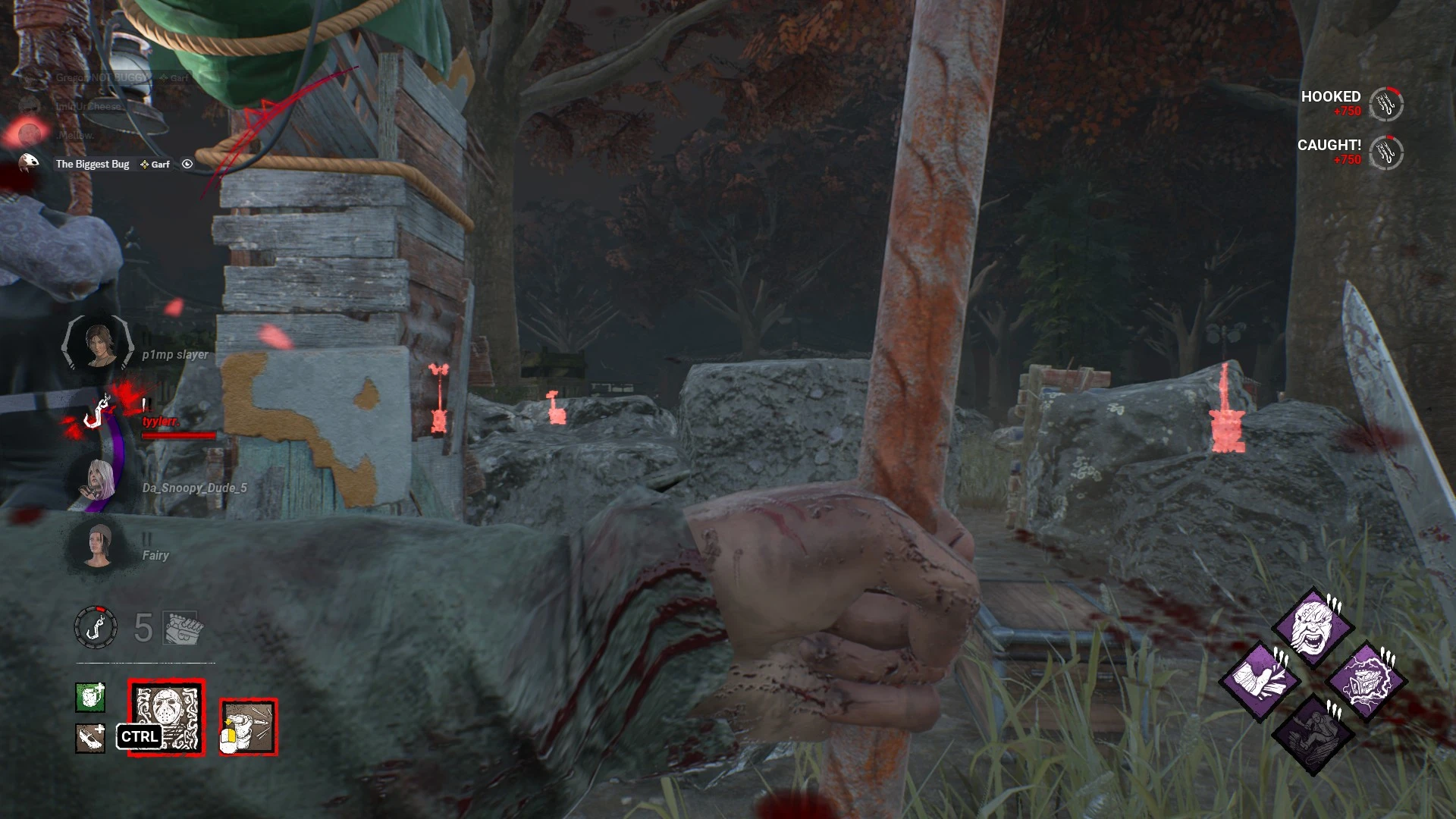 Jason's throwing spikes in Dead by Daylight